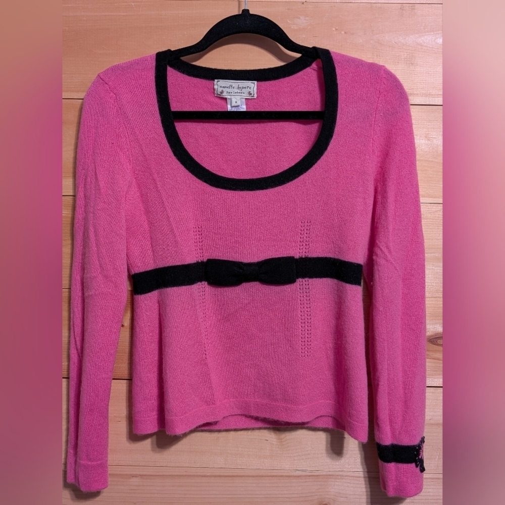Nanette Lepore Cashmere Pink Top with Black Bow Detail. Med